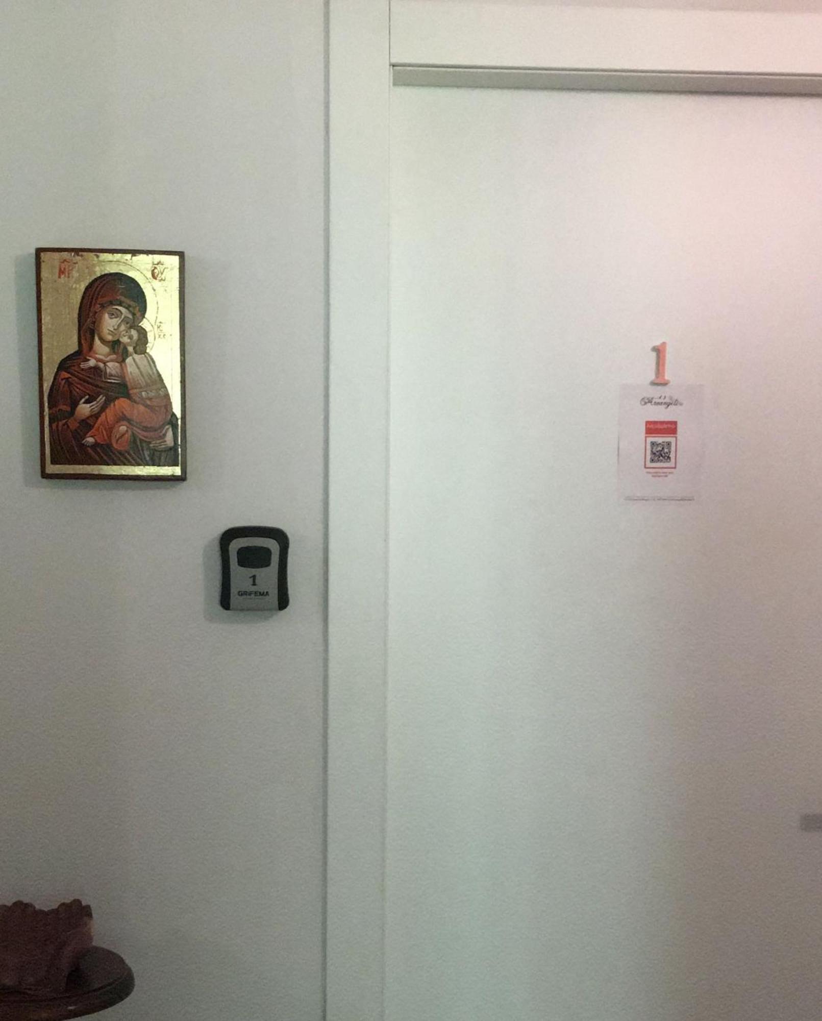 I Tre Arcangeli Lt Verona Bagian luar foto